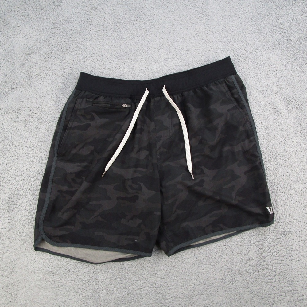 Vuori Kore Shorts Mens Medium Black Camo Athletic Training Lined 7.5 Inseam